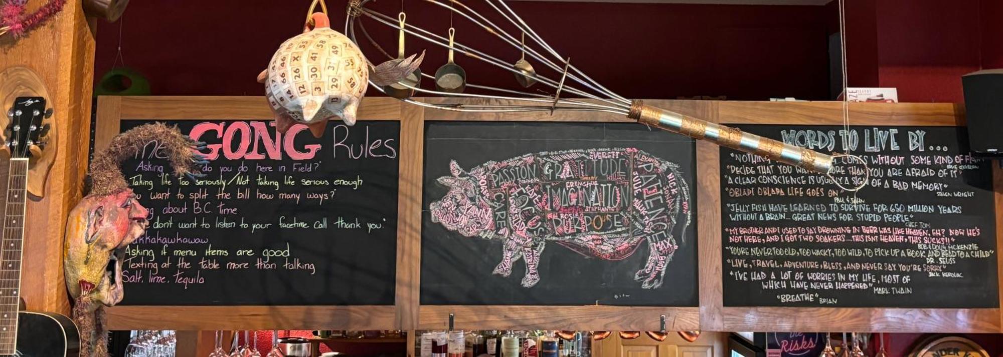 Truffle Pigs Lodge Field Extérieur photo